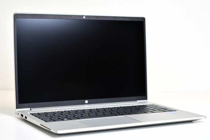 HP ProBook 650 G8 B-Grade kunnostettu tietokone HP Probook 650 G8 B-Grade on erinomainen valinta kotikayttoon, toimistolle