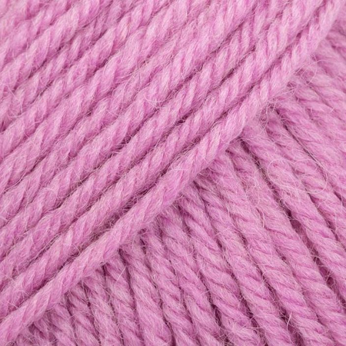 Drops Karisma 40 light old pink 50g 101040