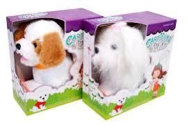 Kävelevä haukkuva koira 4245