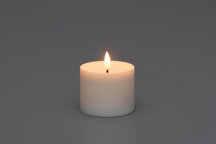 Finnlumor LED-kynttiläsetti sulaefektillä 3D-liekki 3kpl 658136 tuotekuva 1 Finnlumor LED-kynttiläsetti sulaefektillä 3D-liekki 3kpl 658136 tuotekuva 1